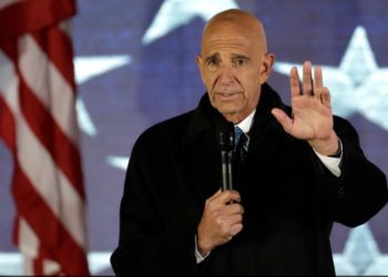 Lobimet e paligjshme, arrestohet aleati i Donald Trump