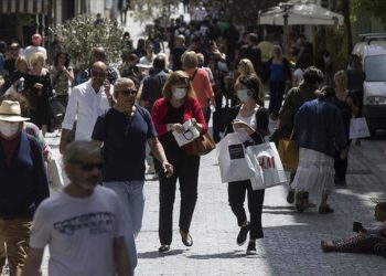 Vijon rritja e infektimeve me COVID-19 në Greqi, mbi 1800 raste të reja dhe 9 viktima në 24 orët e fundit