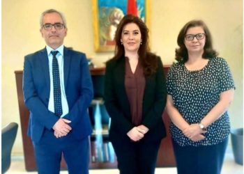 Perla e ditës/ Ambasadorja shqiptare në Athinë takon konsullin shqiptar në Janinë dhe bien dakord që do të forcojnë bashkëpunimin (FOTO)