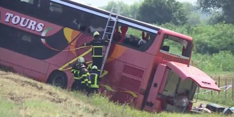 Misteri i vajzës së zhdukur pas aksidentit, familjarët: Nuk është as në spital