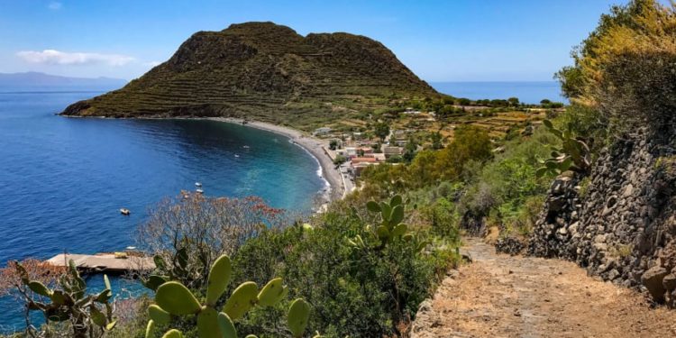 Ishujt italianë bëhen ‘pelegrinazhe seksi’