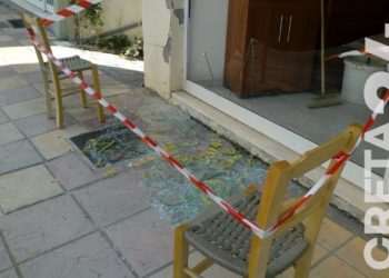 Njerëz në panik, pamje nga tërmeti në Greqi (FOTO)