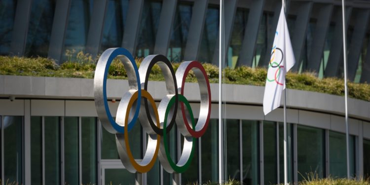 “Na vjen shumë keq për ata që kanë blerë bileta”/ Lojërat Olimpike do zhvillohen pa spektatorë