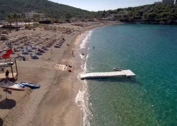 Lëvizte me kobure në brez në plazhin e Jalës, kapet 30-vjeçari (Emri)