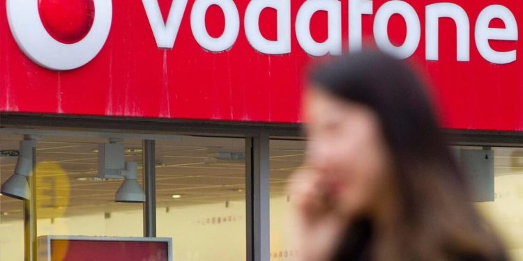 Vodafone, grabitqari i tregut përmes çmimeve: Ja abuzimet kolosale me ofertat dhe neglizhenca e insitucioneve