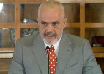 Rama mesazh të qartë kryebashkiakëve: Vini gishtin kokës! Kushdo që luan me taksat e shqiptarëve do të jetë i vetëm para drejtësisë