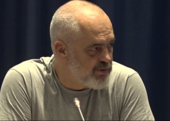 Rama në Greqi, akuza për BE-në: Bëmë dy dasma, por s’na erdhi nusja. Vafshi në djall!