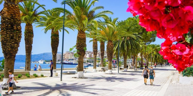 Ngacmoi seksualisht një shtetase të huaj në Sarandë, arrestohet 31-vjeçari