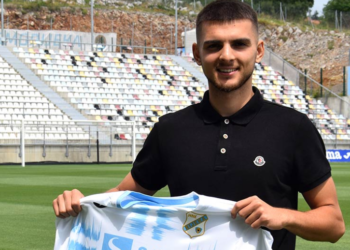 ZYRTARE! Talenti shqiptar largohet me zero nga Holanda, ja ku firmos