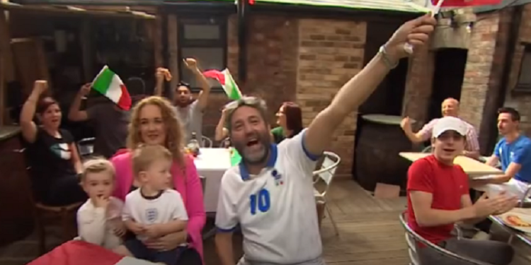 “Italia e Vogël” në mes në Anglisë/ Si do të ndahen tifozët në Bedford të Anglisë?