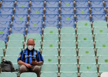 Stadiumet italiane hapen me 50% të kapacitetit, me pasaportë vaksinimi