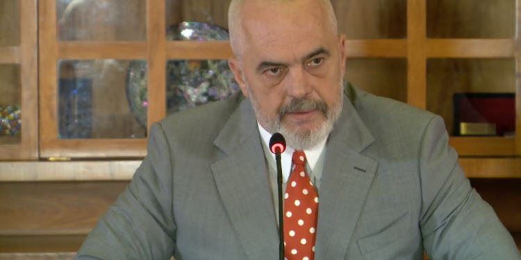 Rama paralajmëron kryebashkiakët: Mos u përzieni me prokurimet publike, mos luani me një zjarr që do bëhet gjithnjë e më përvëlues