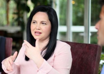 PERGJIMET/ Avokatja që do punësohej: Rovena më tha mjafton të fus këmbët në Ministri, se pastaj më rrisin në detyrë