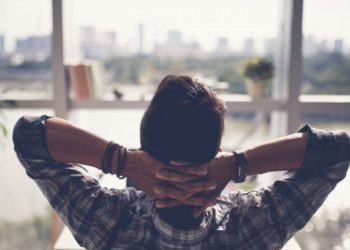 Shqipëria ndër vendet me normën më të lartë të “dembelizmit” në Europë