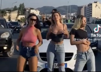 Çudira shqiptare/Vajzat dhurojnë spektakël në mes të rrugës me shampanjë, muzikë të lartë e kërcim për një video në Tik Tok (VIDEO E PLOTË)