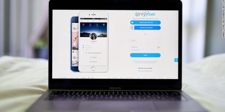 ‘Tronditet’ interneti, OnlyFans ndalon aktet seksuale në kamer