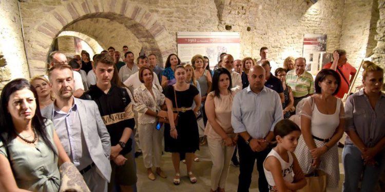 Vangjel Tavo rikthehet në Gjirokastër… për një ekspozitë me fotografi