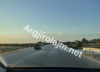 Aksident i frikshëm në aksin Levan-Tepelenë (FOTO)