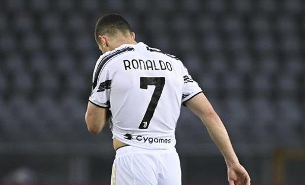 CR28? Ronaldo tek Manchester United duhet t’i thotë lamtumirë numrit 7