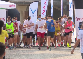 Gara e pazakontë në Dropull, mbi 100 qytetarë i bashkohen “Dropulli Run” (VIDEO)