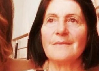 Zjarri në banesë rezultoi fatal, kush është 60-vjeçarja nga Gjirokastra, që ndërroi jetë 8 ditë pas të shoqit (FOTO)