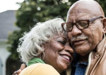 STUDIMI: Në të 60-tat njerëzit janë më të kënaqur me trupin e tyre