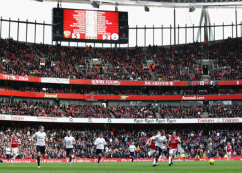 Të vaksinuar ose të testuar negativë, kushti për të ndjekur ndeshjet e Premier League-s