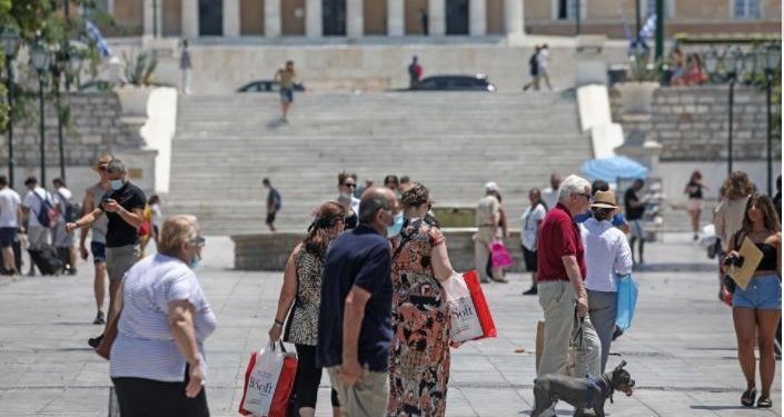 Mbi 2600 raste të reja me COVID në Greqi, ndërrojnë jetë 34 pacientë