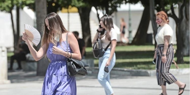 Përvëlohet Greqia/ I nxehti më i madh në dekada, temperatura mbi 45 gradë