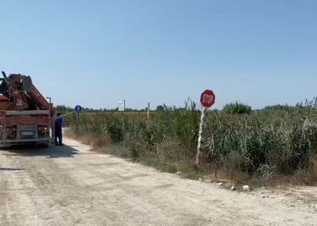 Automjeti bie në kanal, dy jetë të humbura