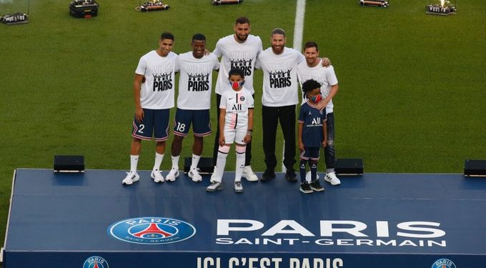 Festë në ‘Parc des Princes’, PSG prezanton Messin, Ramosin e Donnarumman