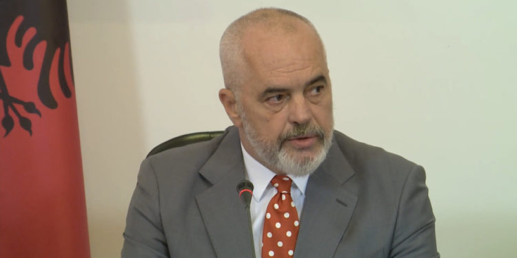 Kryeministri Rama shpall prioritetin kryesor për mandatin e tretë: Kthimi i trendit negativ të largimeve nga vendi