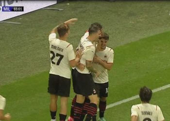 Milani ‘ngec’ në miqësoren me Nicën, Giroud e nis me gol