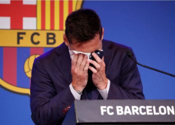 Messi i thotë lamtumirë Barcelonës në lot: Nuk jam gati të largohem, doja të qëndroja