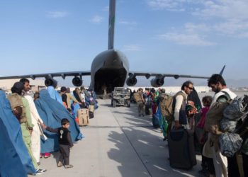 Rinisin evakuimet nga Kabuli pas sulmeve vdekjeprurëse