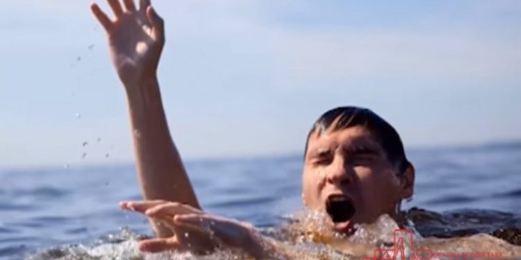 Rrymat detare po marrin jetë njerëzish në det! Urgjenca Kombëtare: 6 minutat që mund t’ju shpëtojnë jetën! (VIDEO)