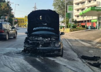 Sarandë, merr flakë në ecje një makinë