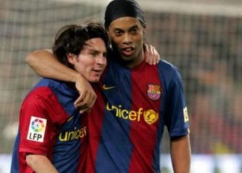 Messi në Paris, Ronaldinho nis me parashikimet: Po ndjej Champions në ajër