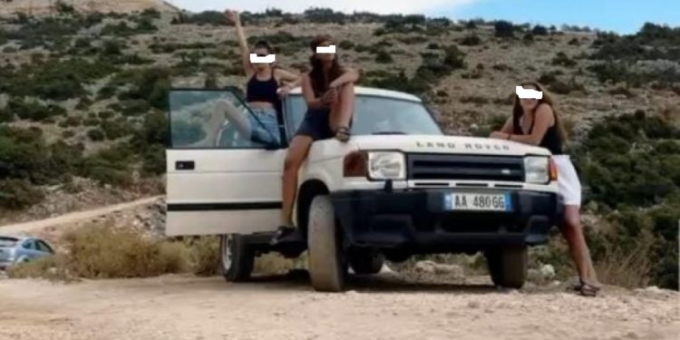 Ja çfarë publikoi 22-vjeçarja dhe vajzat italiane pak para aksidentit në Muzinë (FOTO)