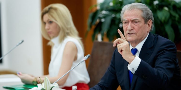 Një vjeshtë e zjarrtë na pret!