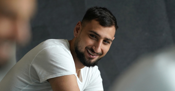 Donnarumma “zyrtarizon” Messin te PSG: Jam i lumtur që do ta kem në ekip