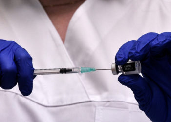 Sot dita e fundit, kush nuk vaksinohet ikën nga puna në Greqi