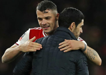 Arteta “blindon” Xhakën: Qëndron tek Arsenali