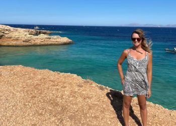 Analiza e DW/ A e ka marrë veten turizmi në Greqi?