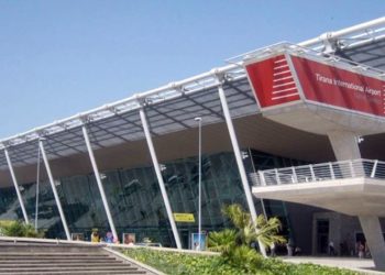 Nga vaksinimi te karantina, ja masat e reja kufizuese ndaj Covid që duhet të keni parasysh