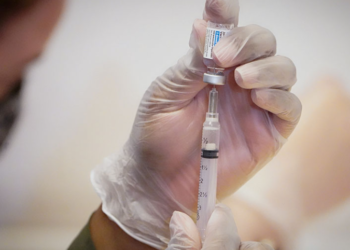 Rritja e rasteve të variantit Delta në Europë, Pfizer dhe Moderna rrisin çmimet në BE