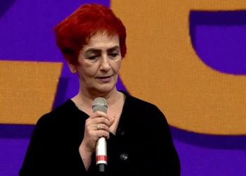 Najada Çomo heq dorë nga mandati i deputetes