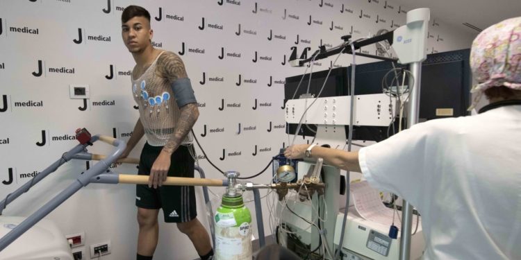 Talenti i madh brazilian kryen vizitat te Juventusi, tifozët mezi e presin