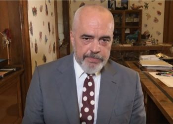 Rama: Afganët që do të vijnë në Shqipëri janë artistë, gazetarë, kineastë dhe yje filmash