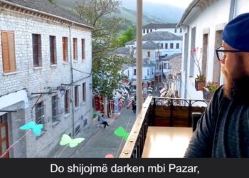 Rama nxjerr pamjet, shihni vlogun e çiftit amerikan në Gjirokastër (VIDEO)